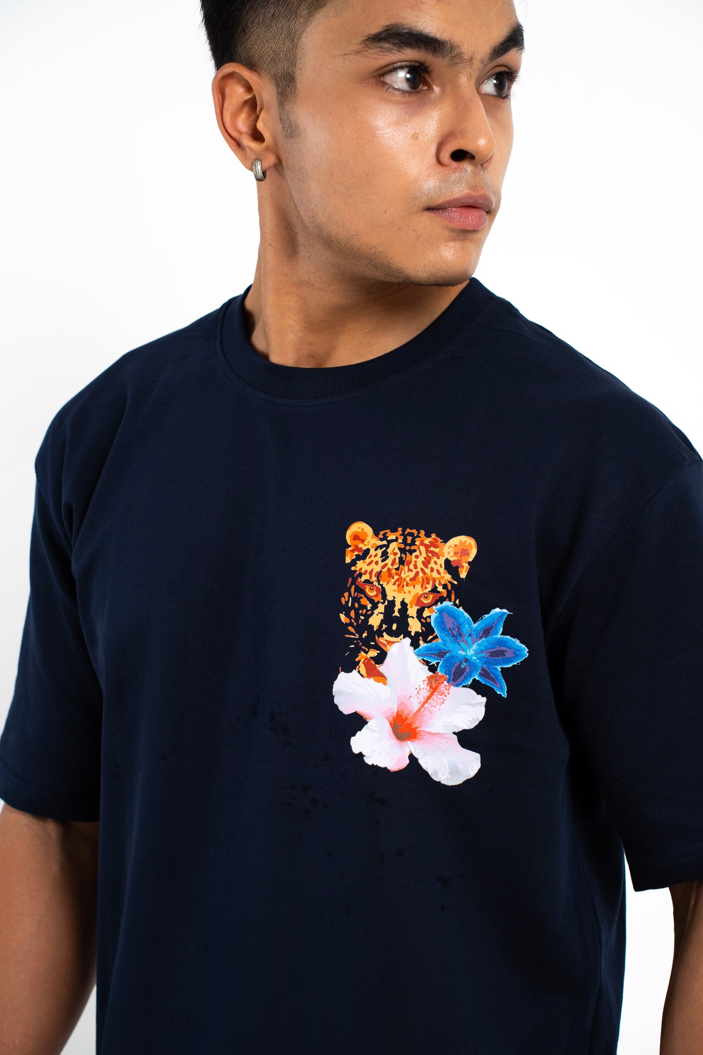 PRETTY WILD OVERSIZED TSHIRT