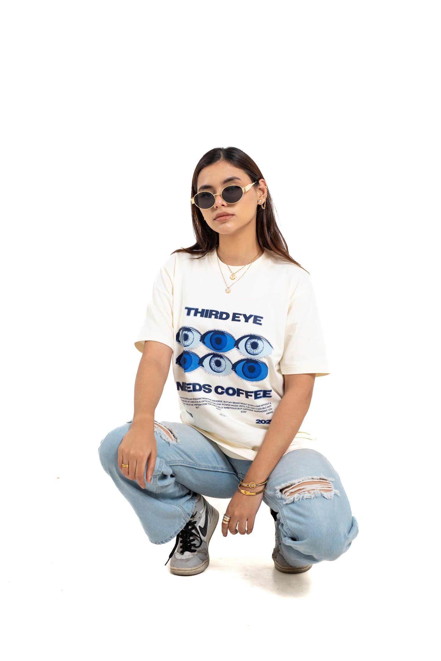 SIP AND STARE OVERSIZED TSHIRT